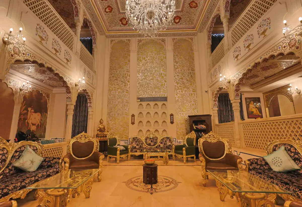 Traditional Heritage Haveli lobby, Jaipur Traditional Heritage Haveli lobby, Jaipur — Traditional Group hospitality